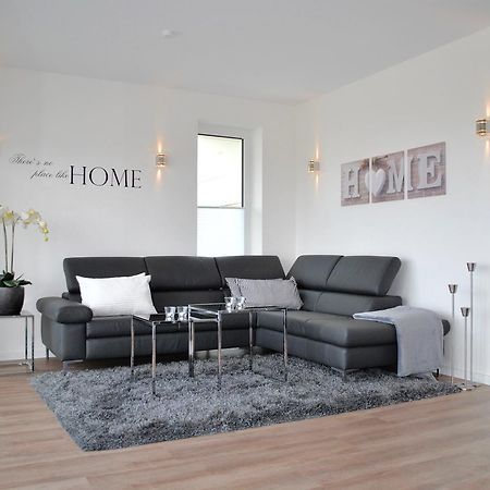 The White Pearl Inkl Waesche Set Apartment Хайлигенхафен Екстериор снимка