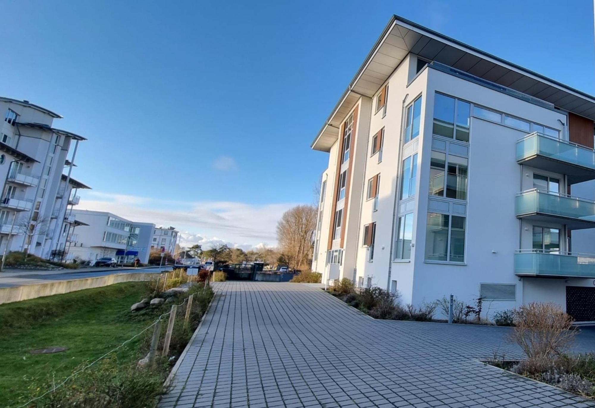 The White Pearl Inkl Waesche Set Apartment Хайлигенхафен Екстериор снимка